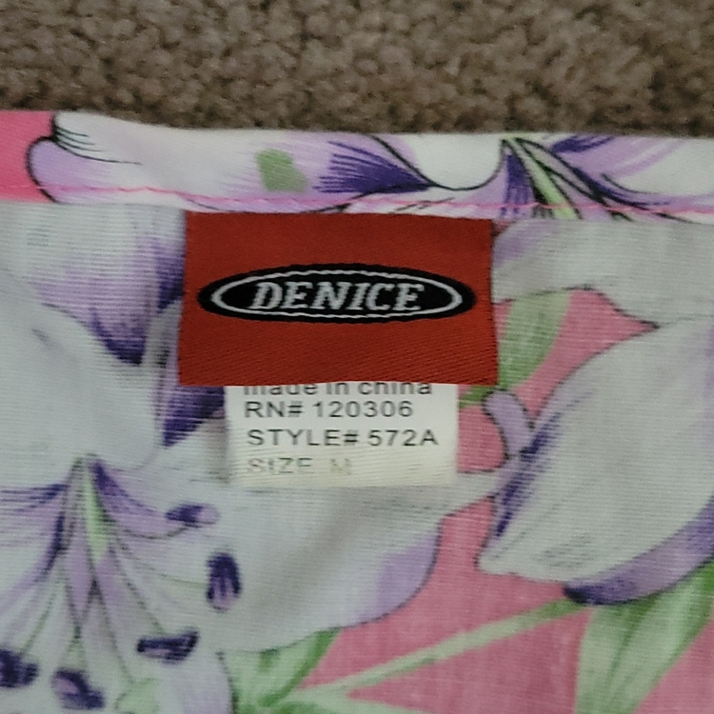 Scrub top - Picture 2 of 6